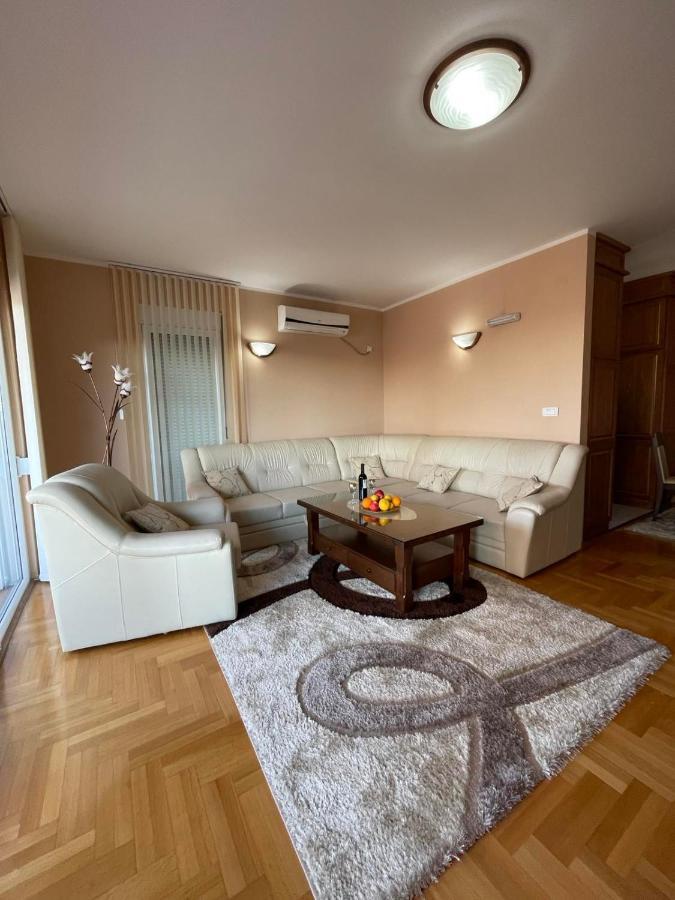 Apartment Kolar بار المظهر الخارجي الصورة